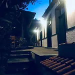 Casa Lomo Cabo *