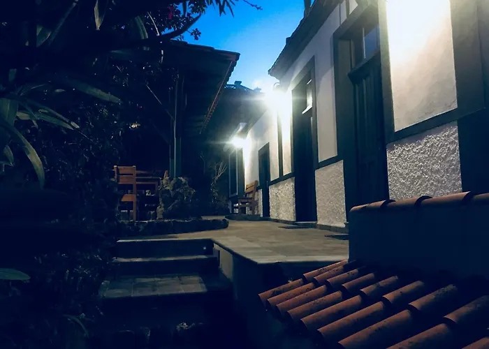 Casa Lomo Cabo *
